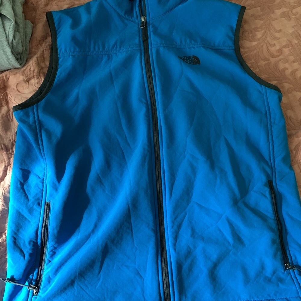 North face vest